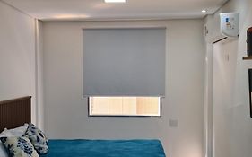 Loft em prédio em frente à praia